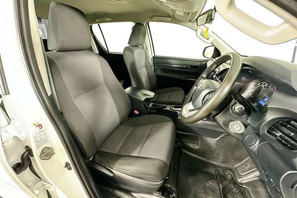 2019 Toyota HILUX WORKMATE (4x4) GUN125R MY19 4X4