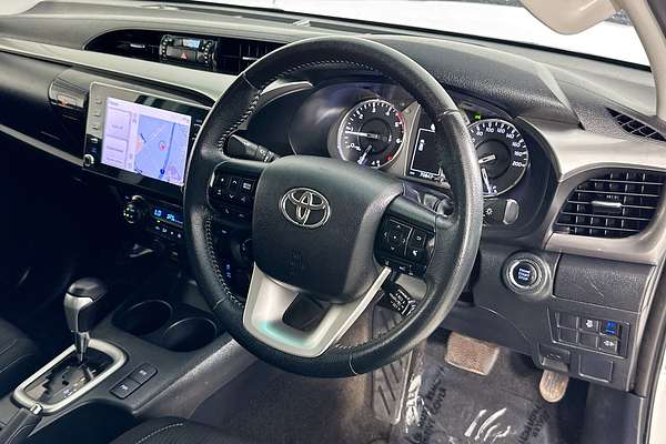 2021 Toyota HILUX SR5 (4x4) GUN126R 4X4