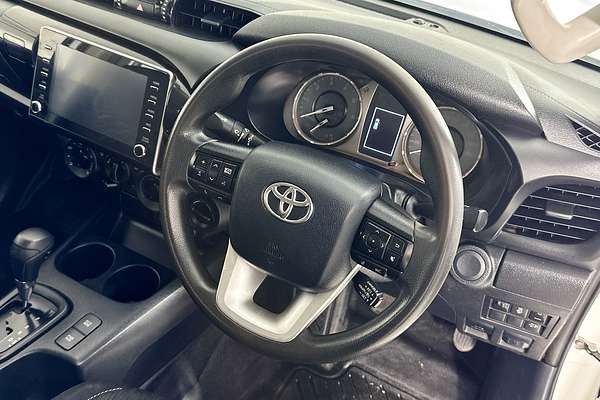 2021 Toyota HILUX SR (4x4) GUN126R 4X4