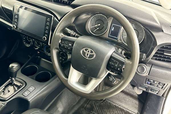 2022 Toyota HILUX SR (4x4) GUN126R 4X4