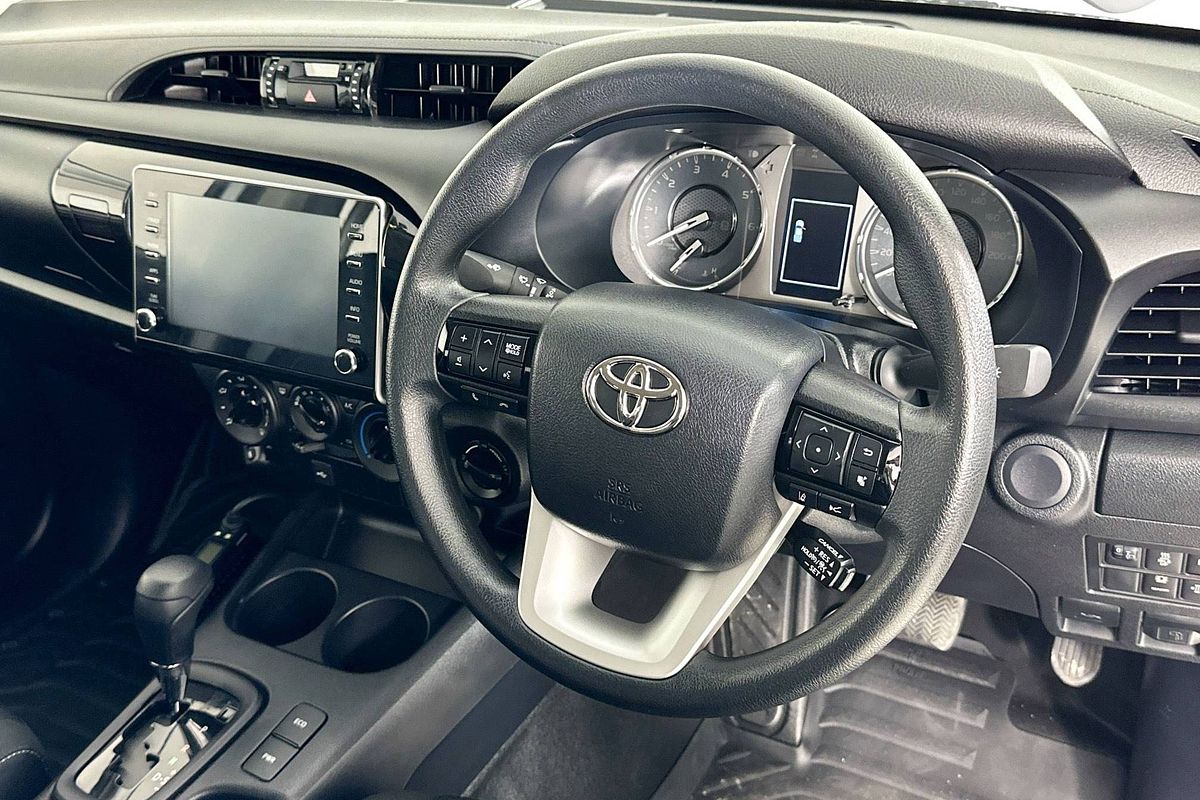 2024 Toyota HILUX SR (4x4) GUN126R 4X4