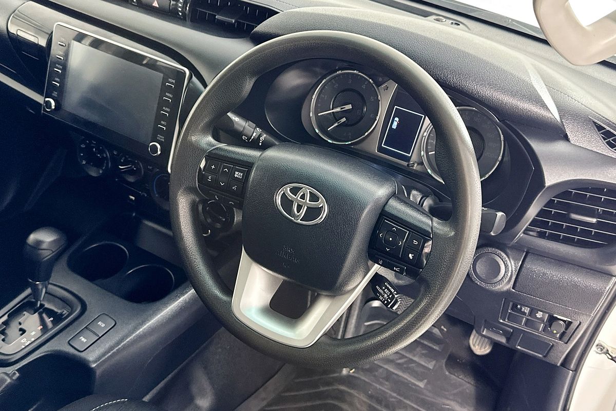 2022 Toyota HILUX SR (4x4) GUN126R 4X4