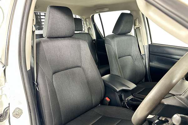 2020 Toyota HILUX SR (4x4) GUN126R MY19 UPGRADE 4X4