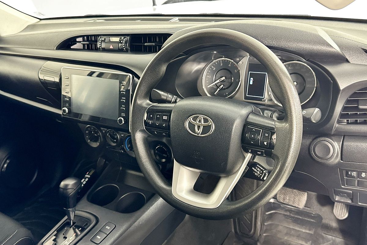 2022 Toyota HILUX SR (4x4) GUN126R 4X4