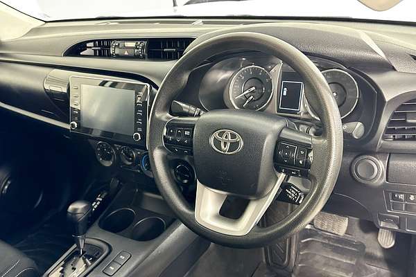 2022 Toyota HILUX SR (4x4) GUN126R 4X4
