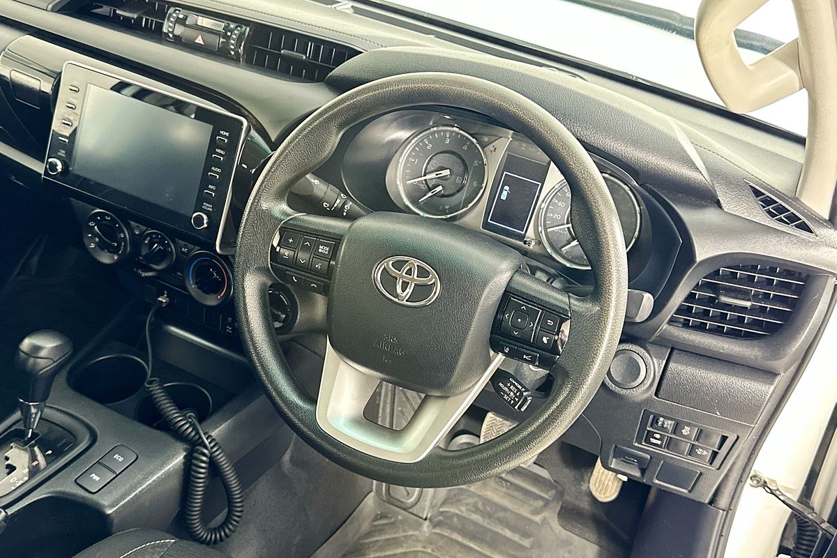 2023 Toyota HILUX SR (4x4) GUN126R 4X4