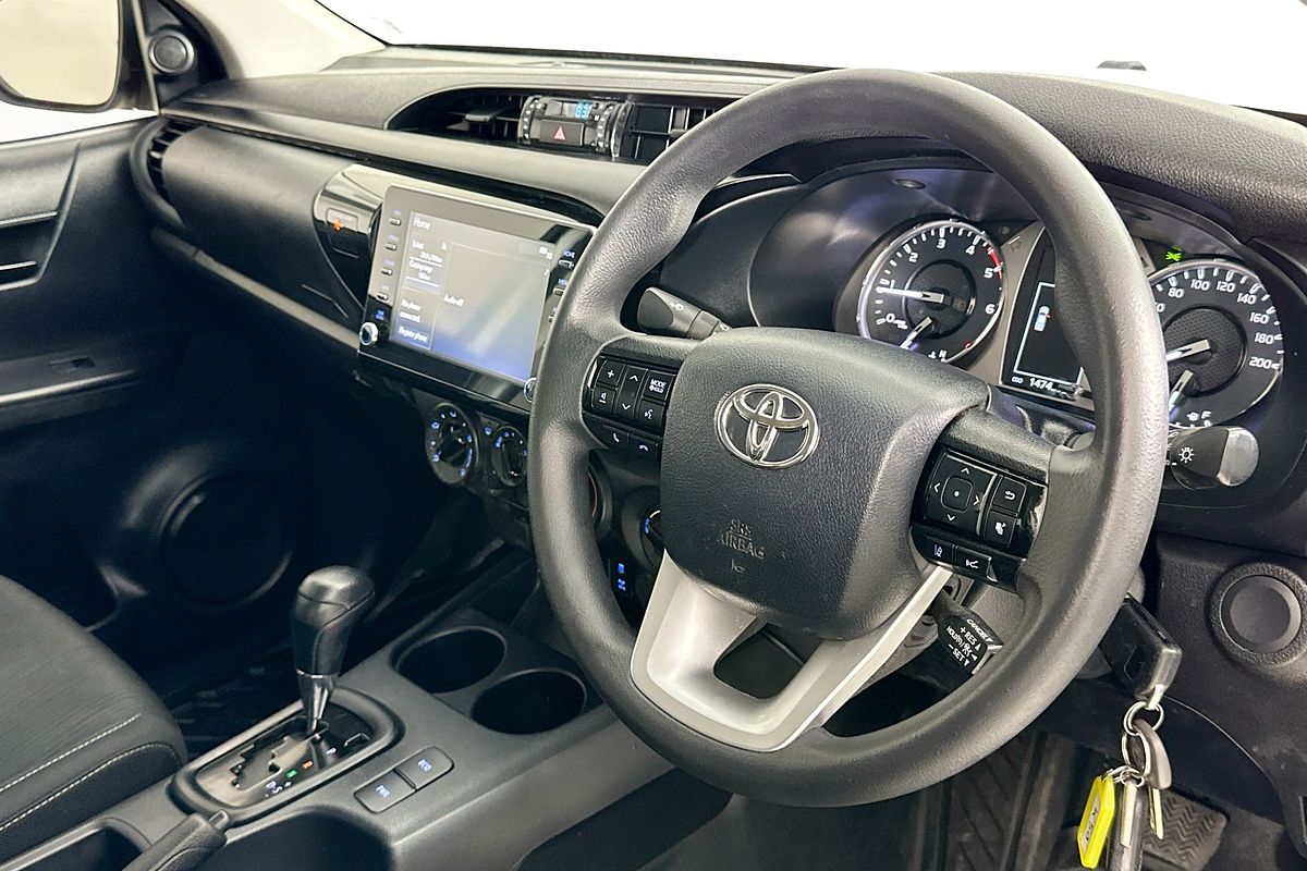 2022 Toyota HILUX SR (4x4) GUN126R 4X4