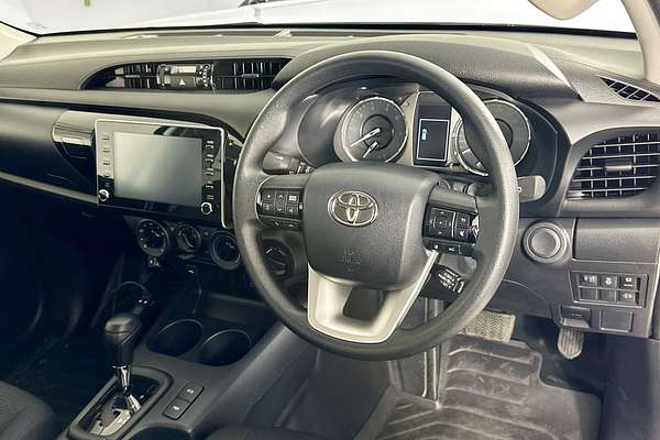 2024 Toyota HILUX SR (4x4) GUN126R 4X4