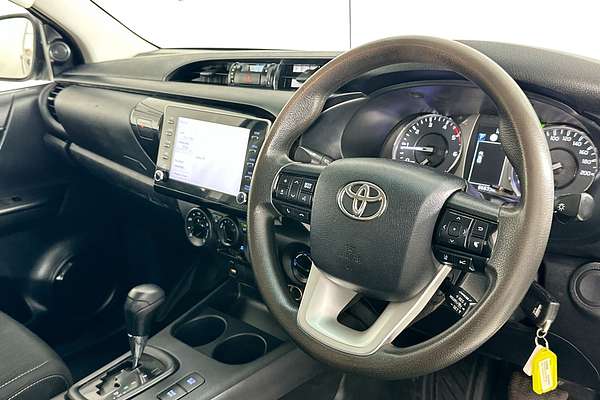 2021 Toyota HILUX SR (4x4) GUN126R 4X4