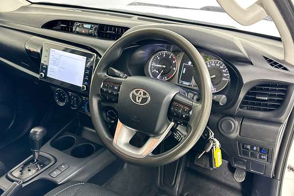 2022 Toyota HILUX SR (4x4) GUN126R 4X4
