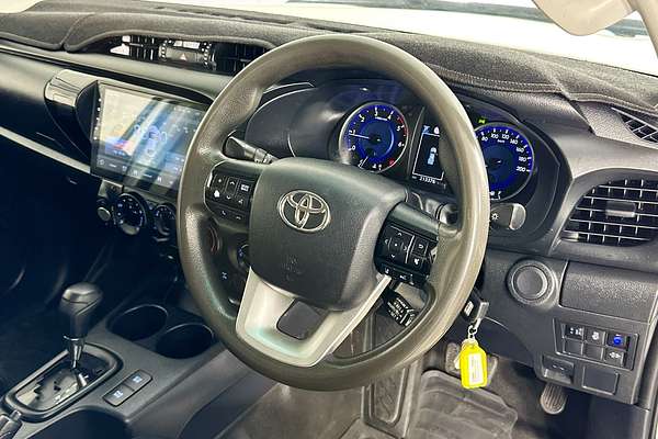 2019 Toyota HILUX SR (4x4) GUN126R MY19 4X4