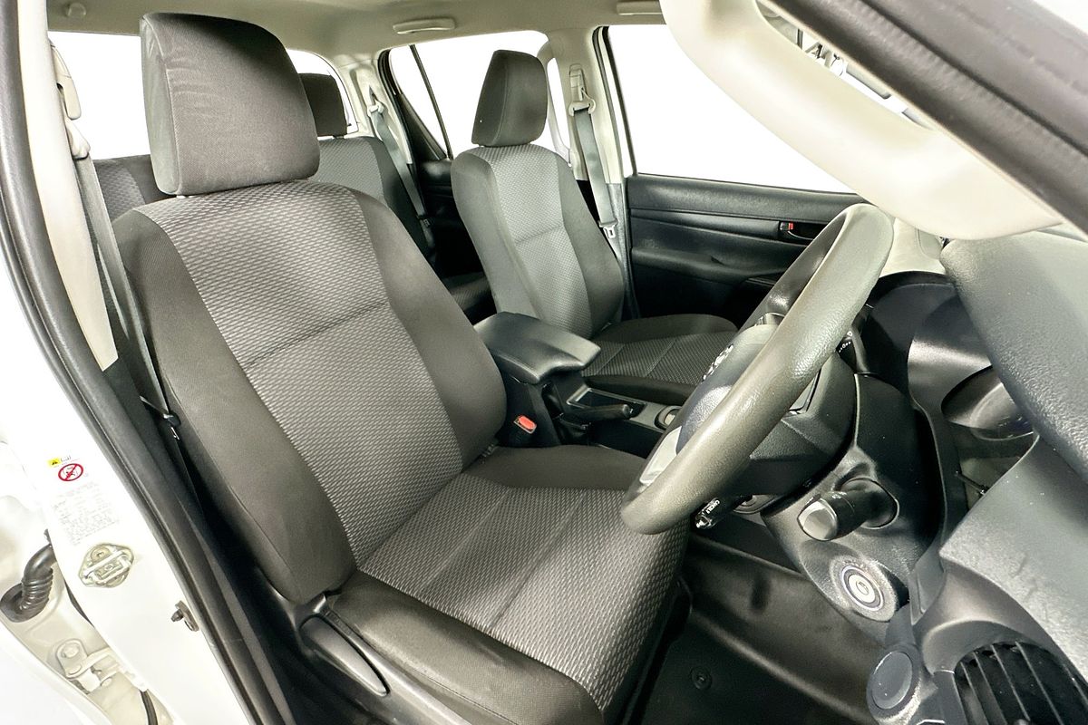 2019 Toyota HILUX WORKMATE TGN121R MY19 REAR WHEEL DRIVE