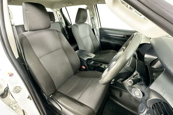 2019 Toyota HILUX WORKMATE TGN121R MY19 REAR WHEEL DRIVE