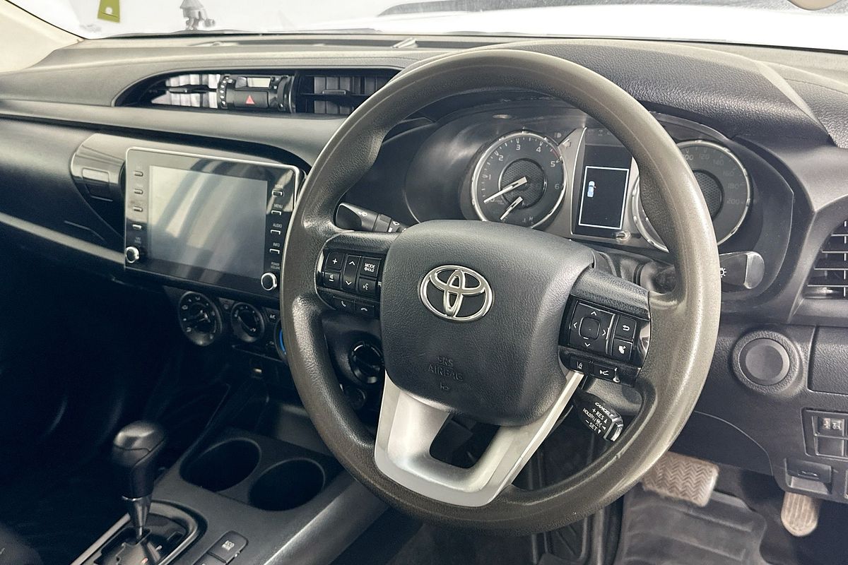 2021 Toyota HILUX SR (4x4) GUN126R 4X4