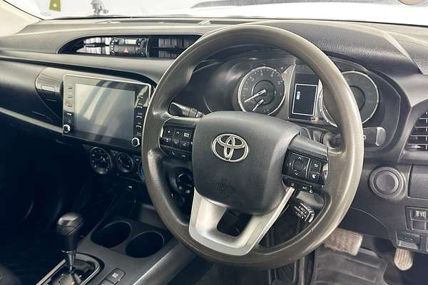 2021 Toyota HILUX SR (4x4) GUN126R 4X4