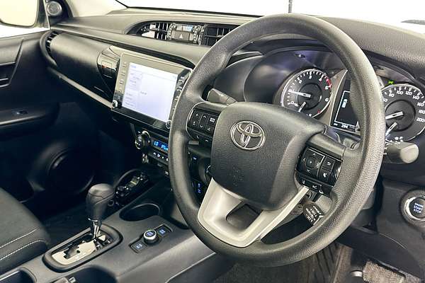 2025 Toyota HILUX SR 48V (4x4) GUN126R RC 4X4