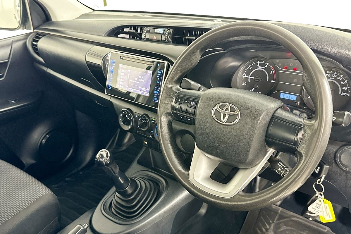 2016 Toyota Hilux WORKMATE GUN122R REAR WHEEL DRIVE