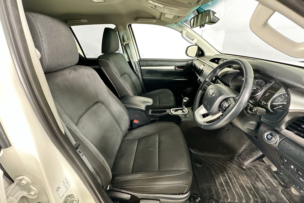 2021 Toyota HILUX SR5 HI-RIDER (4x2) GUN136R REAR WHEEL DRIVE