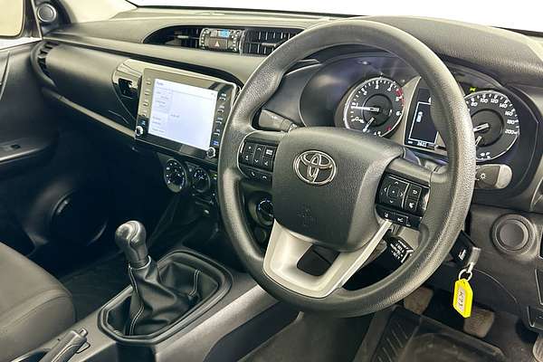2024 Toyota HILUX SR (4x4) GUN126R 4X4
