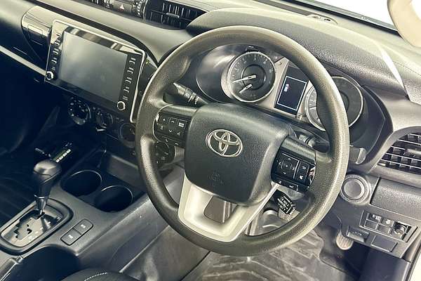 2022 Toyota HILUX SR (4x4) GUN126R 4X4