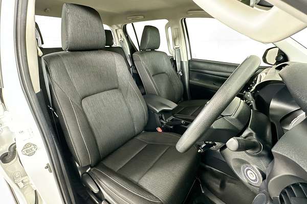 2022 Toyota HILUX SR (4x4) GUN126R 4X4