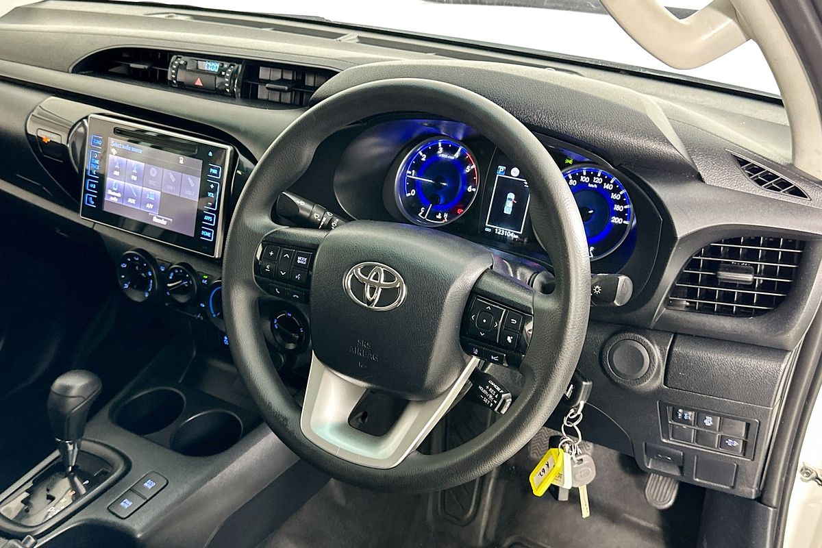 2020 Toyota HILUX SR (4x4) GUN126R MY19 UPGRADE 4X4