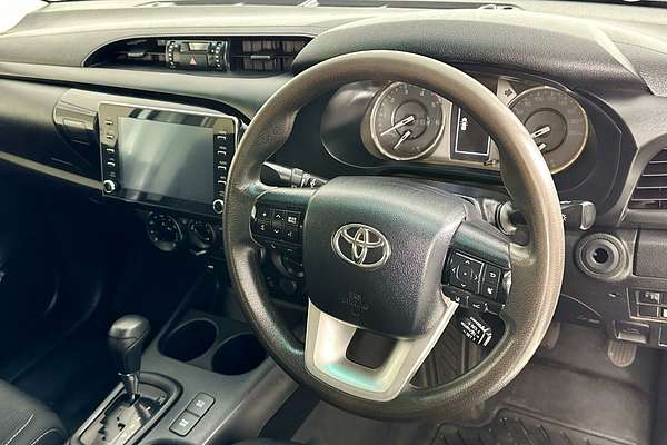 2021 Toyota HILUX SR (4x4) GUN126R 4X4