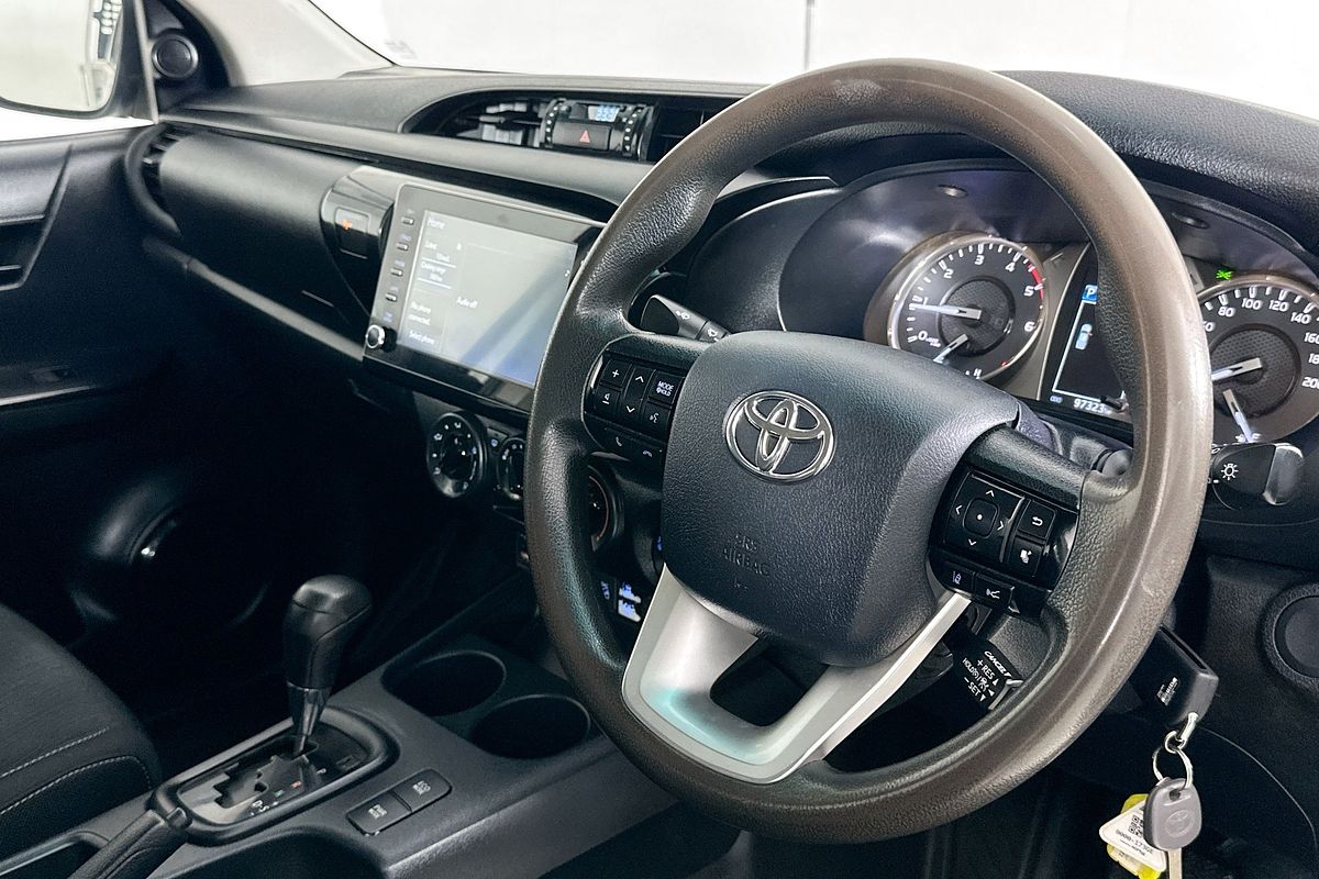 2021 Toyota HILUX SR (4x4) GUN126R 4X4