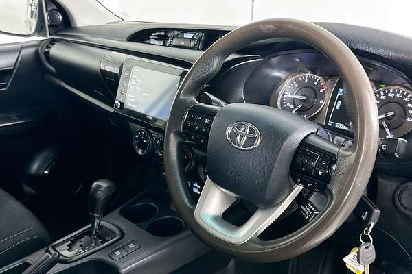 2021 Toyota HILUX SR (4x4) GUN126R 4X4