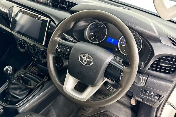 2018 Toyota HILUX SR (4x4) GUN126R MY19 4X4