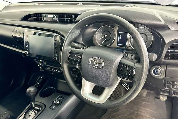 2024 Toyota HILUX SR 48V (4x4) GUN126R 4X4