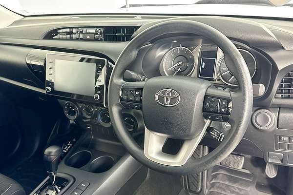 2025 Toyota HILUX SR (4x4) GUN126R RC 4X4