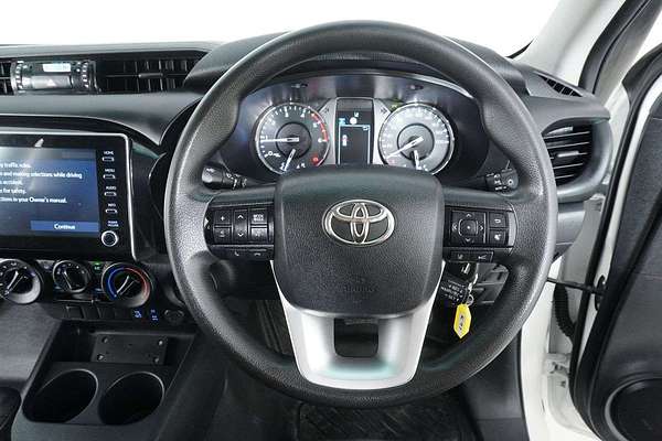 2021 Toyota HILUX SR (4x4) GUN126R 4X4