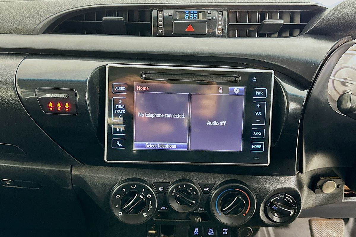 2019 Toyota HILUX SR (4x4) GUN126R MY19 4X4