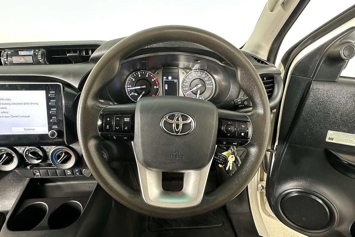 2021 Toyota HILUX SR (4x4) GUN126R FACELIFT 4X4