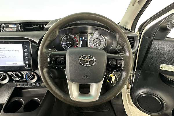 2021 Toyota HILUX SR (4x4) GUN126R FACELIFT 4X4