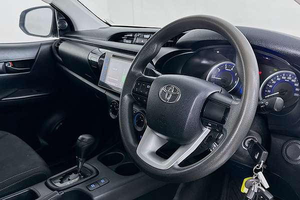 2019 Toyota HILUX SR (4x4) GUN126R MY19 4X4