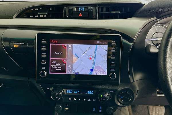 2021 Toyota HILUX SR5 (4x4) GUN126R FACELIFT 4X4