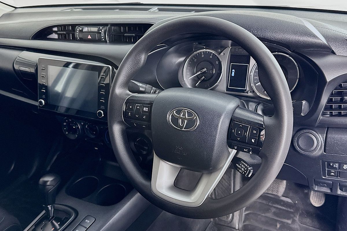2022 Toyota HILUX SR (4x4) GUN126R 4X4