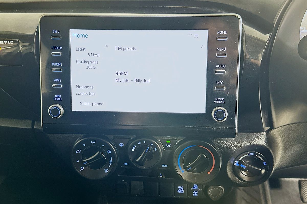 2021 Toyota Hilux SR GUN126R 4X4