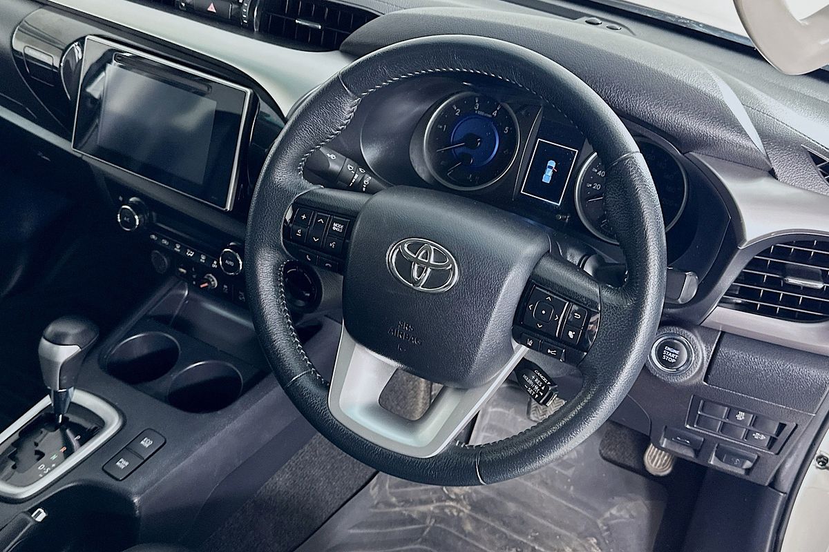 2020 Toyota HILUX SR5 (4x4) GUN126R MY19 UPGRADE 4X4