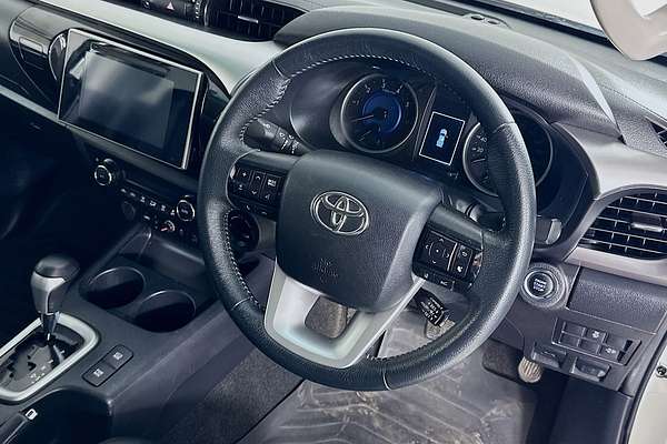 2020 Toyota HILUX SR5 (4x4) GUN126R MY19 UPGRADE 4X4