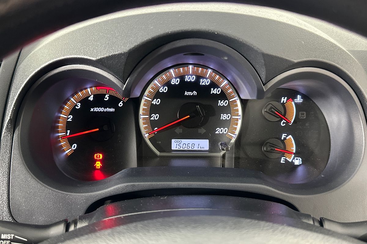 2015 Toyota Hilux SR KUN26R 4X4