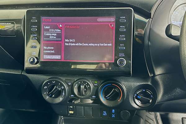 2021 Toyota HILUX SR (4x4) GUN126R 4X4