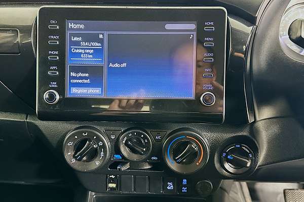 2020 Toyota HILUX SR (4x4) GUN126R FACELIFT 4X4
