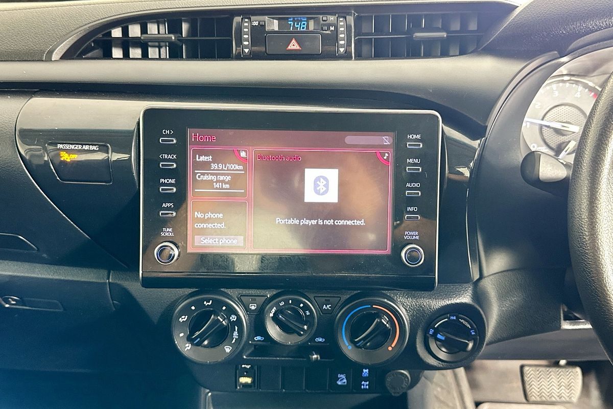 2021 Toyota HILUX SR (4x4) GUN126R FACELIFT 4X4