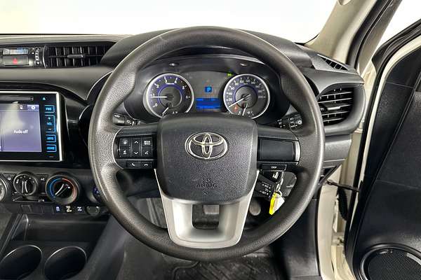 2018 Toyota HILUX SR (4x4) GUN126R MY19 4X4
