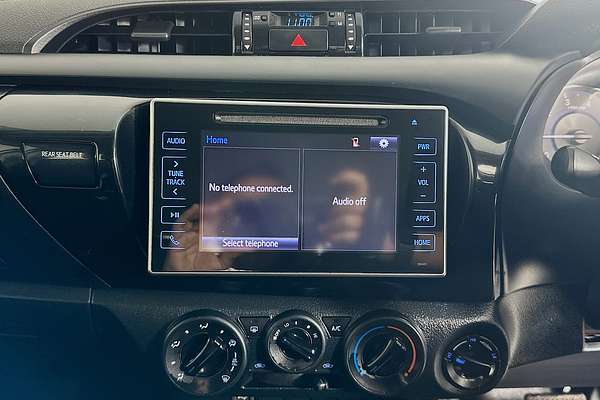 2018 Toyota HILUX SR GUN126R 4X4