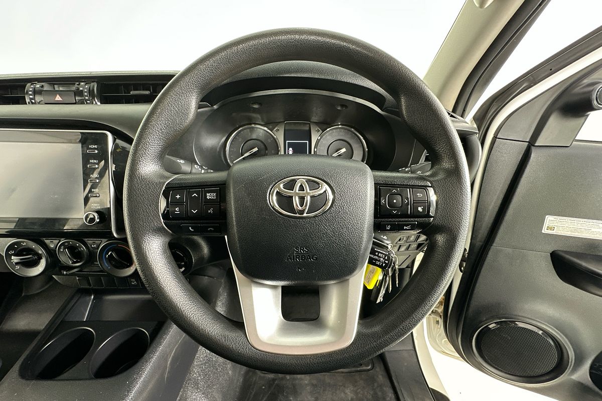 2021 Toyota HILUX SR (4x4) GUN126R FACELIFT 4X4