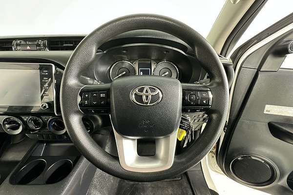2021 Toyota HILUX SR (4x4) GUN126R FACELIFT 4X4